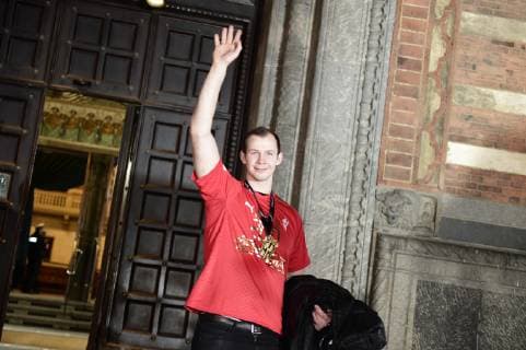 Handball, Weltmeister Dänemark wird in Kopenhagen gefeiert Det danske herrelandshold som soendag vandt guld i VM i haandbold bliver hyldet paa Koebenhavns Raadhusplads, mandag den 28. januar 2019.. , Haandboldherrerne hyldes fra bal Copyright: MadsxClausxRasmussenx COP107 spdk20190128-181752-L
