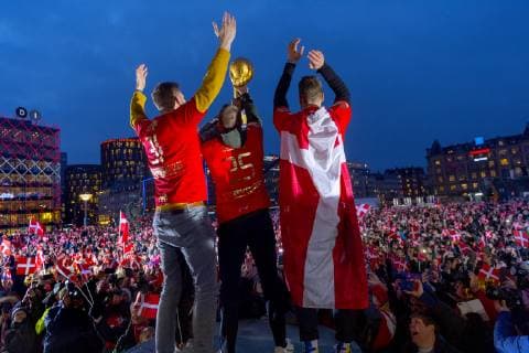 Sport Bilder des Tages Handball, Weltmeister Dänemark wird in Kopenhagen gefeiert Det danske herrelandshold der vandt guld i VM i haandbold hyldes paa Koebenhavns Raadhusplads, mandag den 28. januar 2019. , Copenhagen Copyright: BAX BaxxLindhardtx COP107 spdk20190128-185549-L