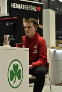 30.01.2019 - eSports - Virtual Bundesliga Club Championship - Derby - SpVgg Greuther Fürth ( Kleeblatt ) gg 1. FC Nürnberg FCN ( Club ) - - Serhat Serhatinho01 Öztürk ( 1. FC Nürnberg ) *** 30 01 2019 eSports Virtual Bundesliga Club Championship Derby SpVgg Greuther Fürth Kleeblatt gg 1 FC Nürnberg FCN Club Serhat Serhatinho01 Öztürk 1 FC Nürnberg