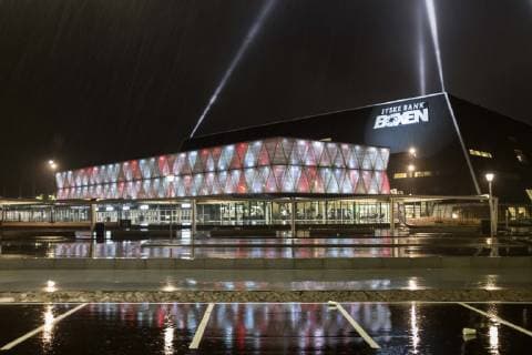 Jyske Bank Boxen, Halle, Multifunktionshalle, Aussenansicht bei Nacht im Regen Spiel um Platz 3., Deutschland (GER) - Frankreich (FRA) 25:26, am 27.01.2019 in Herning Daenemark Handball Weltmeisterschaft 2019, vom 10.01. - 27.01.2019 in Deutschland Daenemark.