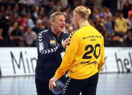 DKB Handball Bundesliga All Star Game 2019 Deutschland, Stuttgart, 01.02.2019, Handball, DKB Handball Bundesliga All Star Game 2019, Deutsche Handball Nationalmannschaft - Weltauswahl der DBK HBL: v.l. Nicolaj Jacobsen, Mikael Appelgren.