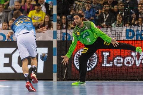 Stuttgart, Germany 01.02.2019, All Star Game 2019 - Handball, Marcel Schiller (Allstar) und Torwart Silvio Heinevetter (GER) im Zweikampf ( DeFodi541