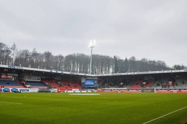 Voith-Arena rund eine Stunde vor Anpfiff; 1. FC Heidenheim 1846 - SG Dynamo Dresden; Fußball; 2. Liga; Saison 2018 2019; 20. Spieltag; Voith-Arena; Heidenheim; 02. Februar 2019;