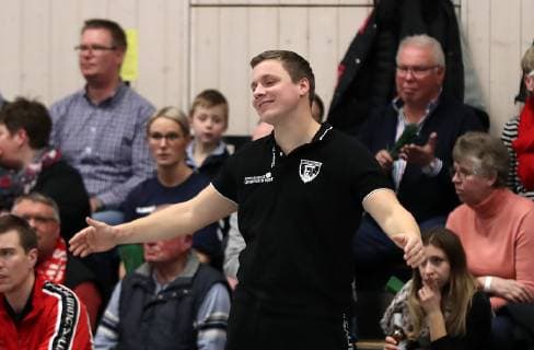 TuS Ferndorf - HSG Wetzlar, 01.02.2019 Trainer Michael Lerscht (TuS Ferndorf) nahm auch manches mit Galgenhumor, Vorbereitung, Testspiel TuS Ferndorf - HSG Wetzlar, 01.02.2019 Neunkirchen Am Rassberg Deutschland