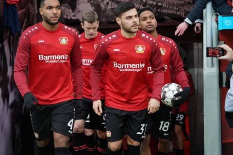 GER, 1. FBL, Bayer 04 Leverkusen vs. Bayern Muenchen 02.02.2019, BayArena, Leverkusen, GER, 1. FBL, Bayer 04 Leverkusen vs. Bayern Muenchen, DFL regulations prohibit any use of photographs as image sequences and or quasi-video im Bild picture shows: die Leverkusener im Tunnel Jonathan Tah (Leverkusen 4), Kevin Volland (Leverkusen 31), Wendell (Leverkusen 18), *** GER 1 FBL Bayer 04 Leverkusen vs Bayern Muenchen 02 02 2019 BayArena Leverkusen GER 1 FBL Bayer 04 Leverkusen vs Bayern Muenchen DFL regulations prohibit any use of photographs as image sequences and or quasi video in picture picture shows the Leverkuseners in the tunnel Jonathan Tah Leverkusen 4 Kevin Volland Leverkusen 31 Wendell Leverkusen 18 nordphotox xMeuter nph00351