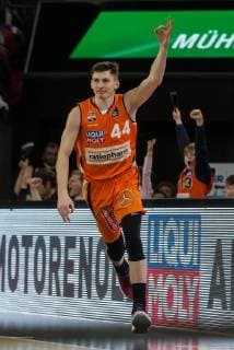 Neu-Ulm, Germany 02.02.2019, Basketball-Bundesliga 19. Spieltag, ratiopharm ulm vs. Eisbaeren Bremerhaven, David Kraemer (Ulm) jubelt (Harry Langer DeFodi.eu) DeFodi541