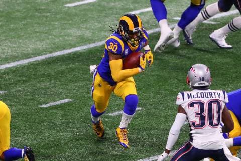 ATLANTA, GA - FEBRUARY 03: Los Angeles Rams running back Todd Gurley (30) runs during Super Bowl LIII between the Los Angeles Rams and the New England Patriots on February 3, 2019 at Mercedes Benz Stadium in Atlanta, GA. (Photo by Rich Graessle Icon Sportswire) NFL American Football Herren USA FEB 03 Super Bowl LIII - Rams v Patriots Icon190203426 EDITORIAL USE ONLY