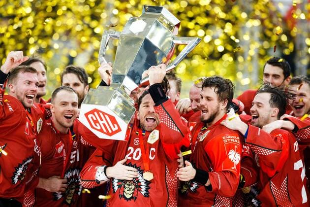 Sport Themen der Woche KW06 Sport Bilder des Tages 190205 Joel Lundqvist of Frölunda celebrates with team mates after the CHL final between Frölunda and Red Bull München on February 5, 2019 in Gothenburg. Photo: Michael Erichsen BILDBYRN Cop 89 *** 190205 Joel Lundqvist of Frölunda celebrates with team mates after the CHL final between Frölunda and Red Bull München on February 5 2019 in Gothenburg Photo Michael Erichsen BILDBYR u0081N Cop 89,  Copyright: MICHAELxERICHSEN BB190205MI067