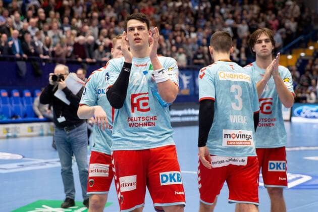 Lemgo, Deutschland 07.02.2019: 1. Handball Bundesliga - 2018 2019 - TBV Lemgo Lippe vs. Fuechse Berlin (L) Frederik Simak (Berlin) Lemgo Nordrhein-Westfalen Deutschland Phoenix Contact Arena
