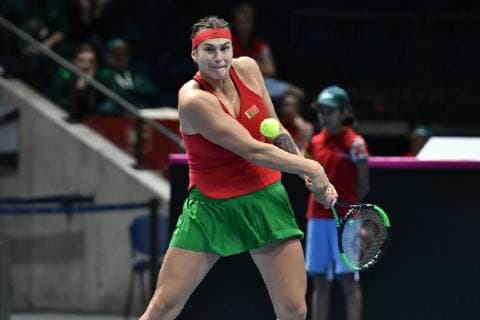 GER, Fed Cup 2019: Auftakt Deutschland vs. Weißrussland in Braunschweig 09.02.2019, Volkswagen Halle, Braunschweig, GER, Fed Cup 2019: Auftakt Deutschland vs. Weißrussland in Braunschweig, im Bild Aryna Sabalenka (BLR) beim Rueckhandschlag