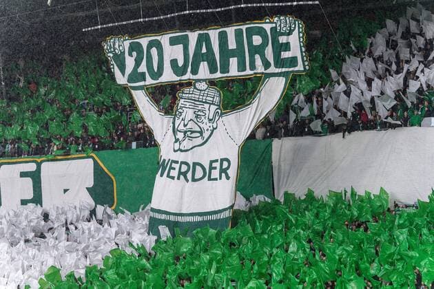 Sport Themen der Woche KW06 Sport Bilder des Tages GER, 1.FBL, Werder Bremen vs FC Augsburg 10.02.2019, Weser Stadion, Bremen, GER, 1.FBL, Werder Bremen vs FC Augsburg, DFL REGULATIONS PROHIBIT ANY USE OF PHOTOGRAPHS AS IMAGE SEQUENCES AND OR QUASI-VIDEO. im Bild 120 >Jshre werder ostkurve *** GER 1 FBL Werder Bremen vs FC Augsburg 10 02 2019 Weser Stadium Bremen GER 1 FBL Werder Bremen vs FC Augsburg DFL REGULATIONS PROHIBIT ANY USE OF PHOTOGRAPHS AS IMAGE SEQUENCES AND OR QUASI VIDEO in picture 120 Jshre werder ostkurve nordphotoxKokenge nph00001
