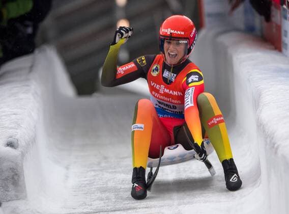 Sport Themen der Woche KW06 Sport Bilder des Tages 10-02-2019 Oberhof Weltcup Rennschlitten Frauen Natali Geisenberger ( GER ) *** 10 02 2019 Oberhof World Cup womens sled Natali Geisenberger GER