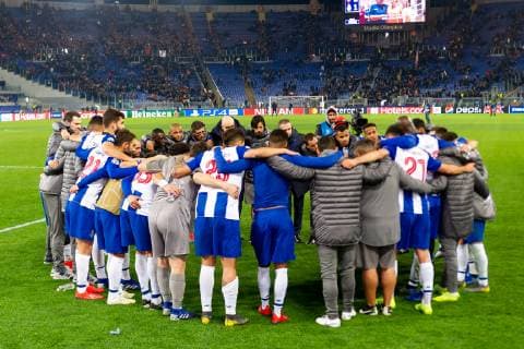 Rom, Itallien 12.02.2019, UEFA Champions League - 2018 19 Season, Viertelfinale, AS Rom - FC Porto, Porto Spiel im Manschaftskreis, enttaeuscht, Enttaeuschung ( DeFodi053