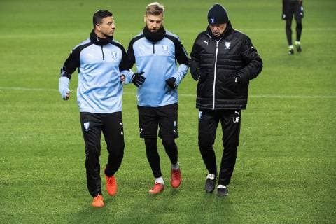 190213 Behrang Safari, Rasmus Bengtsson and Uwe Rösler, head coach of Malmö FF during a training session ahead of the Europa League match between Malmö FF and Chelsea on February 13, 2019 in Malmö. Photo: Ludvig Thunman BILDBYRAN kod LT 35599 Copyright: LUDVIGxTHUNMAN BB190213LT029