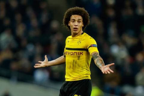 England, London 13.02.2019, UEFA Champions League - 2018 19 Season, Round of 16, First leg, Tottenham Hotspur FC - BV Borussia Dortmund, Axel Witsel (BVB) gestikuliert, gestik ( DeFodi048