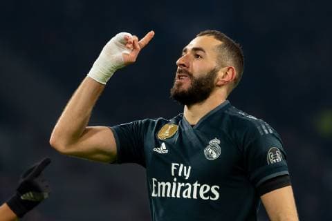 Sport Bilder des Tages Amsterdam, Netherlands, 13.02.2019, UEFA Champions League - 2018 19 Season, Viertelfinale, Ajax Amsterdam - Real Madrid, Karim Benzema (Real Madrid) jubelt nach seinem treffer zum 0:1 ( DeFodi001