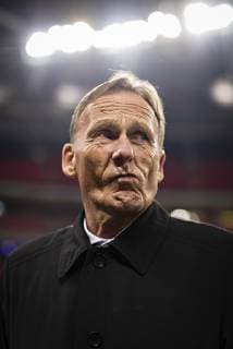 Sport Bilder des Tages London, 13.02.2019 Geschäftsführer Hans-Joachim Watzke (BvB) enttäuscht Tottenham Hotspur - Borussia Dortmund