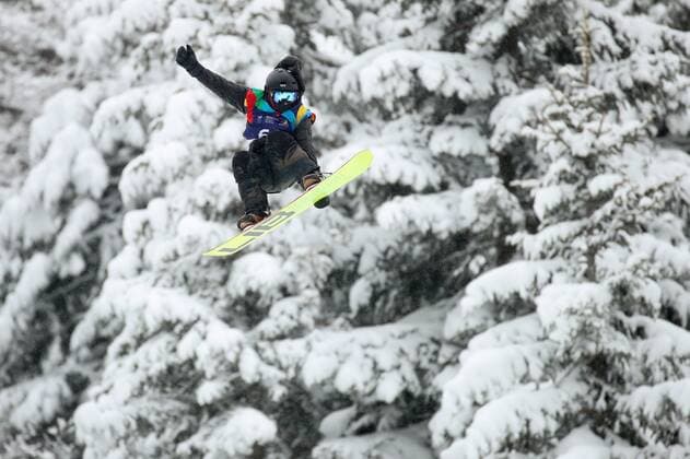 Sport Themen der Woche KW07 Sport Bilder des Tages OLYMPICS - EYOF 2019 SARAJEVO,BOSNIA-HERZEGOVINA,14.FEB.19 - OLYMPICS, SNOWBOARD - EYOF European Youth Olympic Festival, Big Air boys. Image shows Nico Winkler (AUT). GEPAxpictures xChristianxWalgram