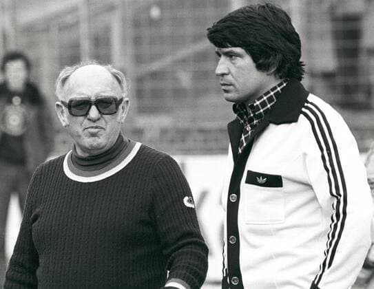 Helmut Kronsbein li. damaliger Trainer bei Hannover 96 und Werner Biskup Trainer von Preussen Muenster. Aus 2. BL Nord Hannover 96 gegen Preussen Muenster 0-0 am 03.03.1978.