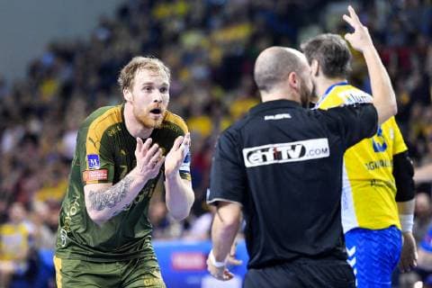 16.02.2019 KIELCE UL. BOCZNA ( POLAND ) PILKA RECZNA MEZCZYZN ( HANDBALL MEN S ) LIGA MISTRZOW - FAZA GRUPOWA GRUPA A ( MEN S VELUX EHF CHAMPIONS LEAGUE - GROUP PHASE A ) MECZ PGE VIVE KIELCE - MONTPELLIER HB ( GAME ) NZ TRUCHANOVICIUS JONAS ZLOSC SMUTEK PLACZ EMOCJE FOTO MICHAL STANCZYK CYFRASPORT NEWSPIX.PL --- Newspix.pl  20190216CSMS0008