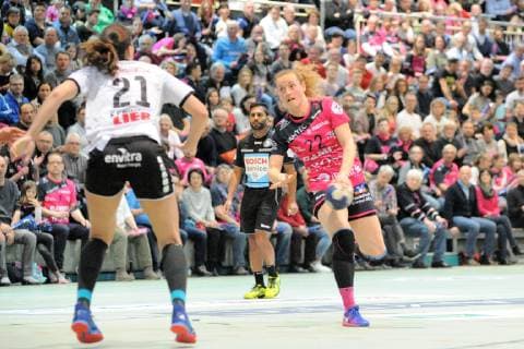 Maren Weigel (TusSies Metzingen 22) TusSies Metzingen, Handball, HBF Ligaspiel , 16.02.2019, Foto:TBaur Eibner TusSies Metzingen vs. Neckarsulmer Union Metzingen Copyright: xEIBNER TobiasxBaurx EP_TBR
