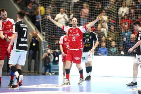 Jan Wicklein (Ferndorf) feiert den Sieg gegen Hamburg TuS Ferndorf - Handball Verein Hamburg, Handball, 2. Liga, 16.02.2019 TuS Ferndorf - Handball Sport Verein Hamburg, Handball, 2. Liga, 16.02.2019 Gummersbach Copyright: xEIBNER RenexWeissx EP_RWS