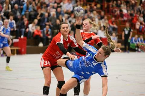 SSP, Neurotthalle Ketsch, Kurpfalz Bären - HC Rödertal, Rödertal: 16 Brigita Ivanauskaite, Ketsch: 34 Elena Fabritz, 82 Rebecca Engelhardt, Lenhardt Eibner GER, 2.Liga , Kurpfalz Bären - HC Roedertal, Ketsch