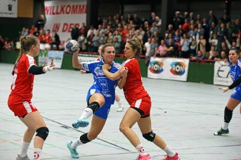 SSP, Neurotthalle Ketsch, Kurpfalz Bären - HC Rödertal, Rödertal: 27 Jessica Jander, Ketsch: 17 Samira Brand, 77 Carmen Moser, Lenhardt Eibner GER, 2.Liga , Kurpfalz Bären - HC Roedertal, Ketsch