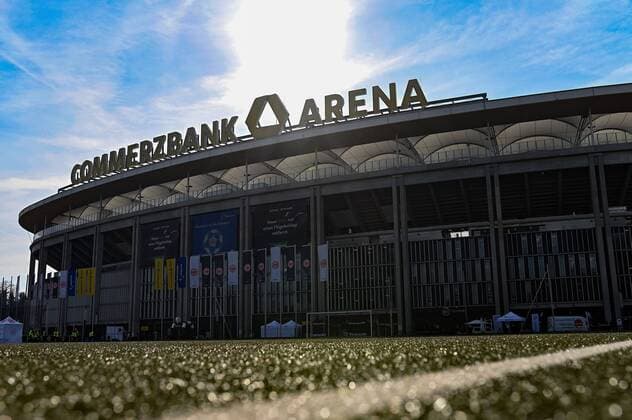 17.02.2019, xjhx, Fussball 1.Bundesliga, Eintracht Frankfurt - Borussia Moenchengladbach emspor, v.l. Stadion aussenaufnahme (DFL DFB REGULATIONS PROHIBIT ANY USE OF PHOTOGRAPHS as IMAGE SEQUENCES and or QUASI-VIDEO) Frankfurt am Main