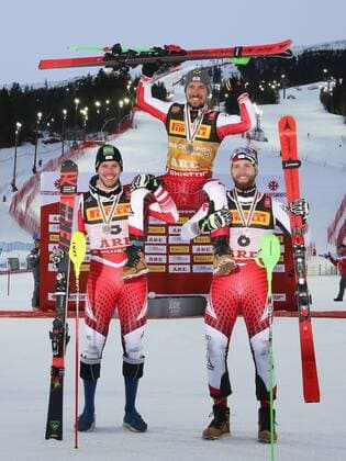 Sport Themen der Woche KW07 Sport Bilder des Tages ALPINE SKIING - FIS Ski WC Are ARE,SWEDEN,17.FEB.19 - ALPINE SKIING - FIS Alpine World Ski Championships, slalom, men, award ceremony. Image shows Michael Matt, Marcel Hirscher and Marco Schwarz (AUT). Keywords: medal. GEPAxpictures xWolfgangxGrebien