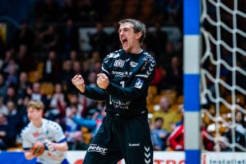 Handball - 2. Bundesliga (Herren), Saison 2018-2019, Dessau-Rosslauer HV 06 - VfL Lübeck-Schwartau Dominik Plaue 1 (Dessau-Rosslauer HV 06) mit Emotionen waehrend der Saison 2018-2019 in der Handball 2. Bundesliga (Herren) zwischen Dessau-Rosslauer HV 06 und VfL Lübeck-Schwartau in der Anhalt Arena am 17. February 2019 in Bauhausstadt Dessau, Sachsen Anhalt (Saxony Anhalt), Deutschland (Germany)