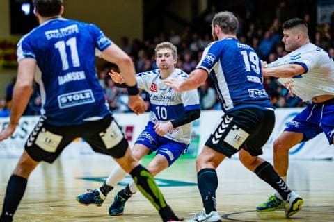 Handball - 2. Bundesliga (Herren), Saison 2018-2019, Dessau-Rosslauer HV 06 - VfL Lübeck-Schwartau Slavomir Mlotek 10 (Dessau-Rosslauer HV 06) waehrend der Saison 2018-2019 in der Handball 2. Bundesliga (Herren) zwischen Dessau-Rosslauer HV 06 und VfL Lübeck-Schwartau in der Anhalt Arena am 17. February 2019 in Bauhausstadt Dessau, Sachsen Anhalt (Saxony Anhalt), Deutschland (Germany)