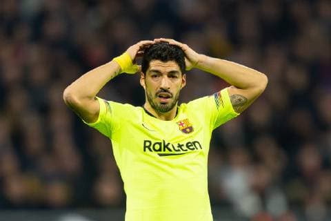 Lyon, Frankreich, 19.02.2019, UEFA Champions League - 2018 19 Season, Viertelfinale, Olympique Lyon - FC Barcelona Barca Luis Suarez (FCB) schaut ( DeFodi053