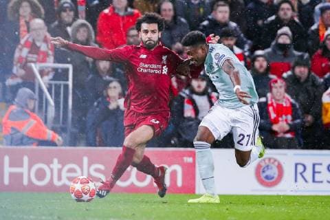 v. li. im Zweikampf ÊMohamed Salah (FC Liverpool) und David Alaba (FC Bayern Muenchen) GER, UEFA Champions League, Achtelfinale, FC Liverpool - FC Bayern Muenchen, 19.02.2019 Liverpool Copyright: xTomxWellerx xEibner-Pressefotox EP_twr