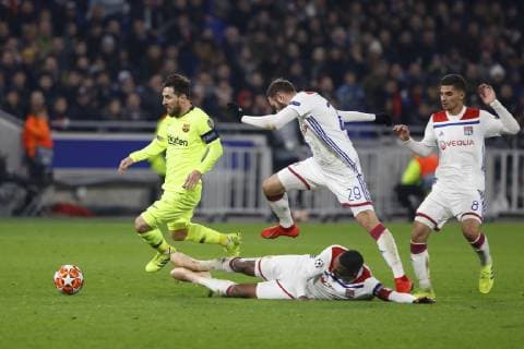 February 20, 2019 - Lyon, France - Lionel Messi looks on during the UEFA Champions League round of 16 first leg football match between Lyon (OL) and FC Barcelona Barca on February 19, 2019, at the Groupama Stadium in Decines-Charpieu, central-eastern France. Olympique Lyonnais v FC Barcelona - UEFA Champions League  - ZUMAn230 20190220_zaa_n230_016 Copyright: xMehdixTaamallahx