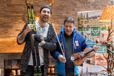 NORDIC SKIING - FIS Nordic World Ski Championships Seefeld 2019 SEEFELD,AUSTRIA,20.FEB.19 - NORDIC SKIING - FIS Nordic World Ski Championships Seefeld 2019, side event, photocell Garrett Schroecksnadel. Image shows violinist David Garrett and president Peter Schroecksnadel (OESV). GEPAxpictures xDanielxGoetzhaber