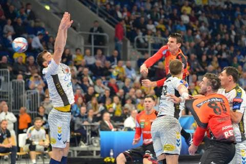Rhein Neckar Loewen - PGE Vive Kielce Rhein Neckar Loewe Andy Schmid (Nr.2) gegen Kielce beim Spiel in der Champions League, Rhein Neckar Loewen - PGE Vive Kielce. Mannheim. 20.02.19 Handball Champions League Group Phase , Mannheim Baden Wuerttemberg Deutschland SAP Arena