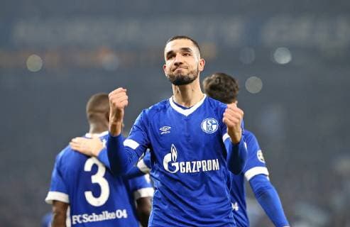20.02.2019, Fussball UEFA Champions League 2018 2019, Achtelfinale, FC Schalke 04 - Manchester City, in der VELTINS-Arena Gelsenkirchen. Jubel Torschütze Nabil Bentaleb (mi., Schalke) zum Tor zum 2:1 per Fouelfmeter
