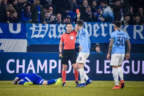 20.02.2019, xkvx, Fußball UEFA Champions League, FC Schalke 04 - Manchester City emspor, v.l. Rote Karte fuer, red card for, Platzverweis, Game Misconduct Nicolas Otamendi (Manchester City) Guido Burgstaller (S04 - Schalke 04) verletzt am Boden (DFL DFB REGULATIONS PROHIBIT ANY USE OF PHOTOGRAPHS as IMAGE SEQUENCES and or QUASI-VIDEO) Gelsenkirchen