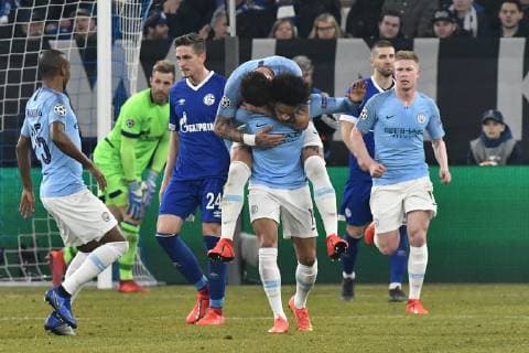 Sport Bilder des Tages GER, CL, FC Schalke 04 vs Manchester City 20.02.2019, Veltins-Arena, Gelsenkirchen, GER, CL, FC Schalke 04 vs Manchester City, DFL regulations prohibit any use of photographs as image sequences and or quasi-video im Bild Leroy Sane ( 19, Manchester City) jubelt nach seinem Tor zum 2:2 mit seiner Mannschaft