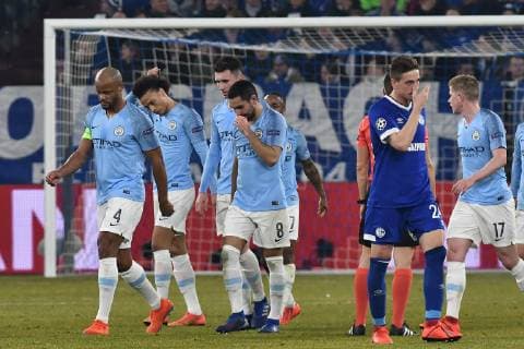 GER, CL, FC Schalke 04 vs Manchester City 20.02.2019, Veltins-Arena, Gelsenkirchen, GER, CL, FC Schalke 04 vs Manchester City, DFL regulations prohibit any use of photographs as image sequences and or quasi-video im Bild Leroy Sane ( 19, Manchester City) jubelt nach seinem Tor zum 2:2 mit seiner Mannschaft