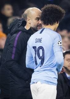 Gelsenkirchen, 20.02.2019 Leroy Sane und Trainer Pep Guardiola (City) FC Schalke 04 - Manchester City