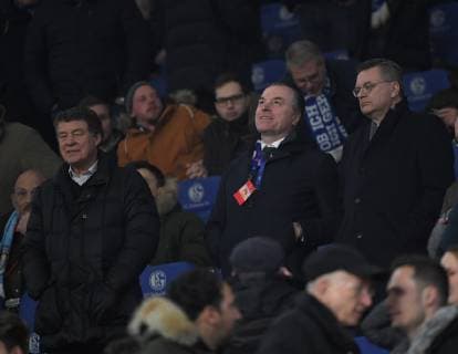 20.02.2019, Fussball, UEFA Champions League, Saison 2018 2019, Achtelfinale, Hinspiel, FC Schalke 04 - Manchester City 2:3, v.re., DFB Praesident Reinhard Grindel (Deutschland), Aufsichtsratsvorsitzender Clemens Toennies, Clemens Tönnies (Schalke 04), Otto Rehhagel