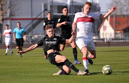 BAU 23.02.2019 Stuttgart Fußball U17 U 17 VFB Stuttgart vs. Eintracht Frankfurt, v.l. Tim Littmann (Frankfurt), David Hummel (VfB) *** BAU 23 02 2019 Stuttgart Football U17 VFB Stuttgart vs Eintracht Frankfurt v l Tim Littmann Frankfurt David Hummel VfB