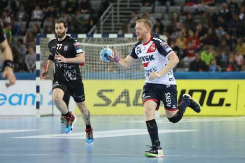 Zagreb, 24 02 2019 - Arena Zagreb hall, 2018 19 EHF Men s Champions League Group Phase. HC PPD Zagreb (black) - SG Flensburg-Handewit (white) 21:22 GOTTFRIDSSON Jim (24) vs BICANIC Damir (77) 