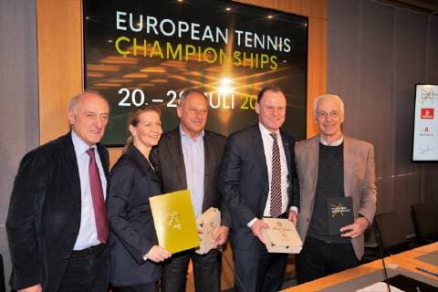Auftakt-Pressekonferenz zu den Tennis Hamburg Open 2019 - DTB Deutscher Tennisbund, MatchMaker Sports GmbH und Senat geben Ausblick auf das kommende Turnier Tennisturnier am Rothenbaum - Rotherbaum - Peter-Michael Reichel, Sandra Reichel, Vladimir Dmitriev, Andy Grote, Klaus Eberhard (von links) Auftakt-Pressekonferenz zu den Tennis Hamburg Open 2019 - DTB Deutscher Tennisbund, MatchMaker Sports GmbH und Senat geben Ausblick auf das kommende Turnier Tennisturnier am Rothenbaum - Rotherbaum, Hamburg Hamburg Deutschland Rathaus
