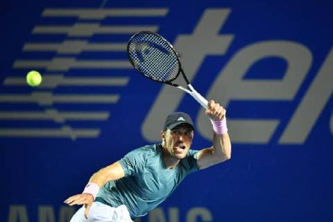 (190227) -- ACAPULCO, Feb. 27, 2019 (Xinhua) -- Mischa Zverev of Germany hits a return during the men s singles first round match between Rafael Nadal of Spain and Mischa Zverev of Germany at the 2019 Mexican Open tennis tournament in Acapulco, Mexico, on Feb. 26, 2019. Rafael Nadal won 2-0. (Xinhua Xin Yuewei) (SP)MEXICO-ACAPULCO-TENNIS-MEXICAN OPEN 