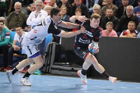 SG Flensburg-Handewitt vs HBC Nantes, Handball, EHF Champions League Gruppenphase, 27.02.19 Goeran Soegard Johannessen (SG Flensburg-Handewitt, 23) gegen Kiril Lazarov (HBC Nantes, 17)