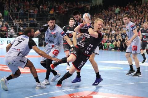 Sport Bilder des Tages SG Flensburg-Handewitt vs HBC Nantes, Handball, EHF Champions League Gruppenphase, 27.02.19 Anders Zachariassen (SG Flensburg-Handewitt, 22) im Angriff