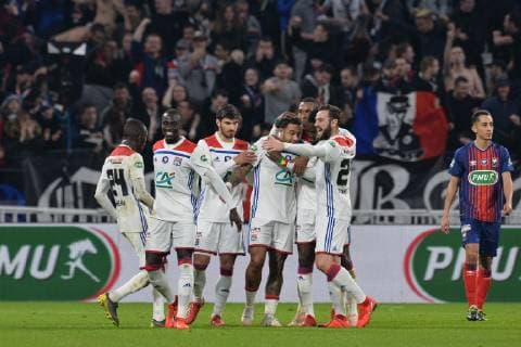 Joie de Memphis Depay et de ses coequipiers (lyon) FOOTBALL : Lyon vs Caen - 1 4 finale de Coupe de France - 27 02 2019 FredericChambert Panoramic 